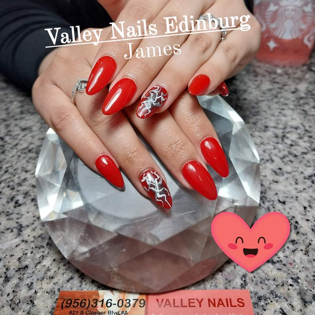 Valley Nails nail photo 1